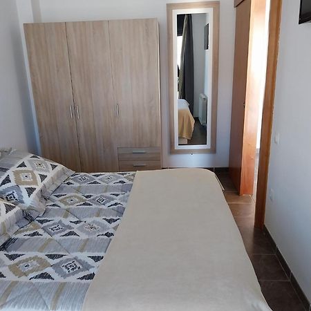Apartament Bisaura De Ter Sant Quirze De Besora Eksteriør bilde